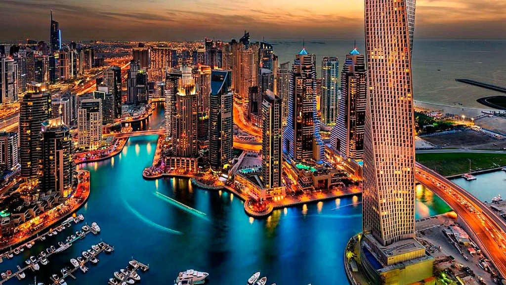 hotel-Dubai.jpg.fce55857e3871fb7f93b761218036d9f.jpg